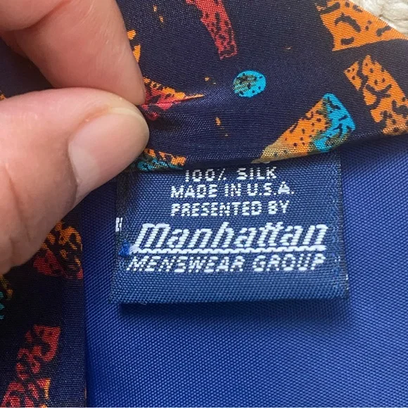 THE BEATLES | Vintage HELP 100% Silk Print Tie - Picture 4 of 8